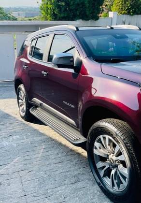 CHEVROLET TRAILBLAZER 3.6 LTZ 4X4 V6 GASOLINA 4P AUTOMÁTICO CHEVROLET TRAILBLAZER 3.6 LTZ 4X4 V6 GASOLINA 4P AUTOMÁTICO